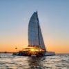 atardecer por la bahia de cartagena en bonavida catamaran