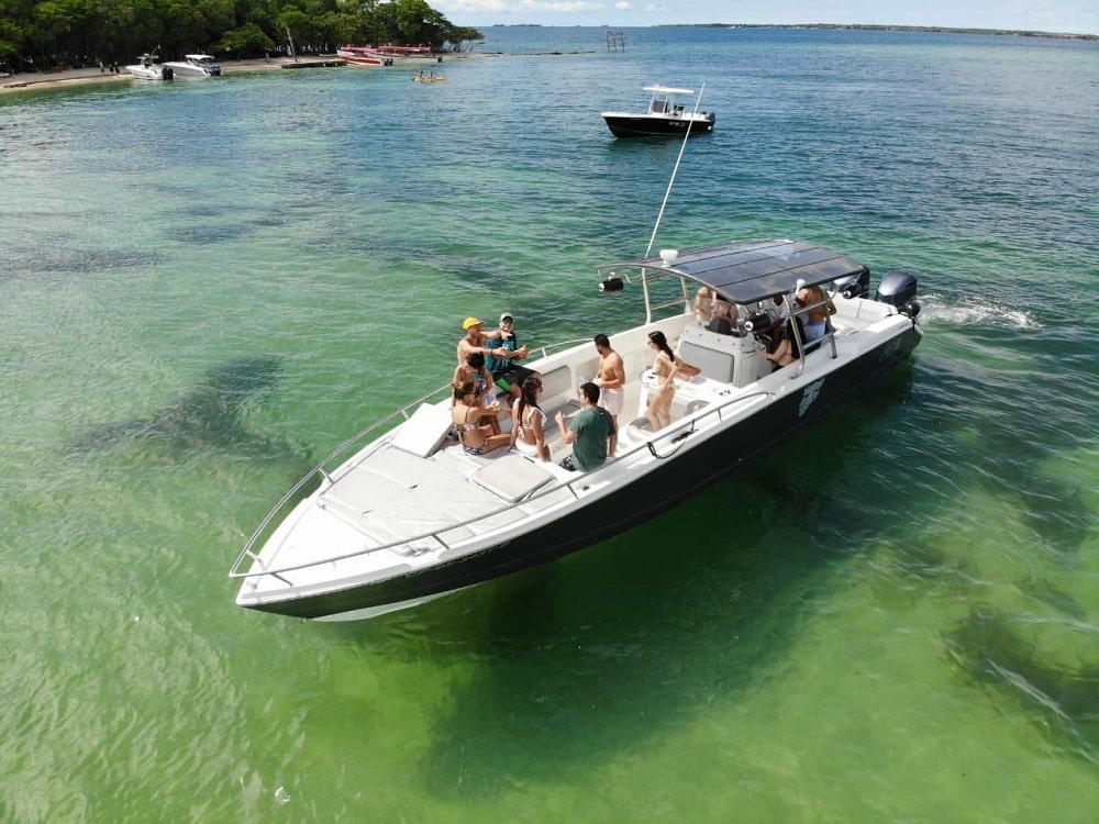 alquiler de lancha onyx para las islas del rosario