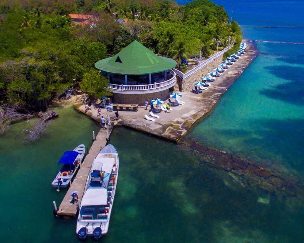 Isla Cocoliso en las Islas del Rosario